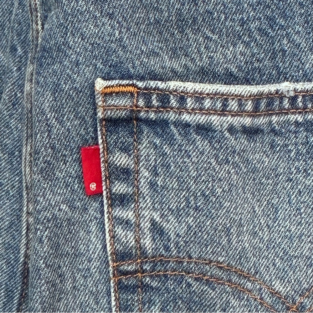 Levi’s Vintage Shortfalls Women’s Small Raw Hem Adjustable Straps Two Horse - Picture 7 of 10